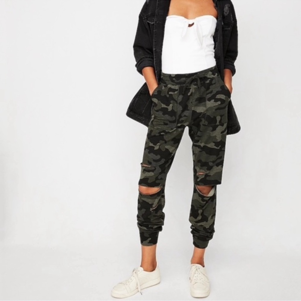 Express Distressed Jogger Sweatpants